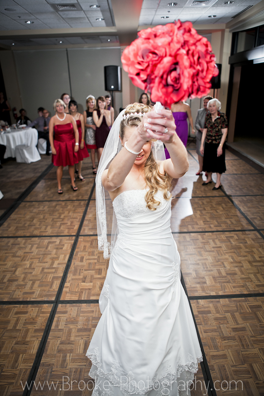 Greta Bouquet Toss